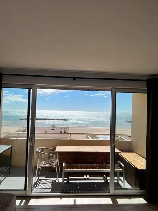 Appartement T4 Avec Vue Mer Pour 7 Personnes Valras-Plage Dış mekan fotoğraf